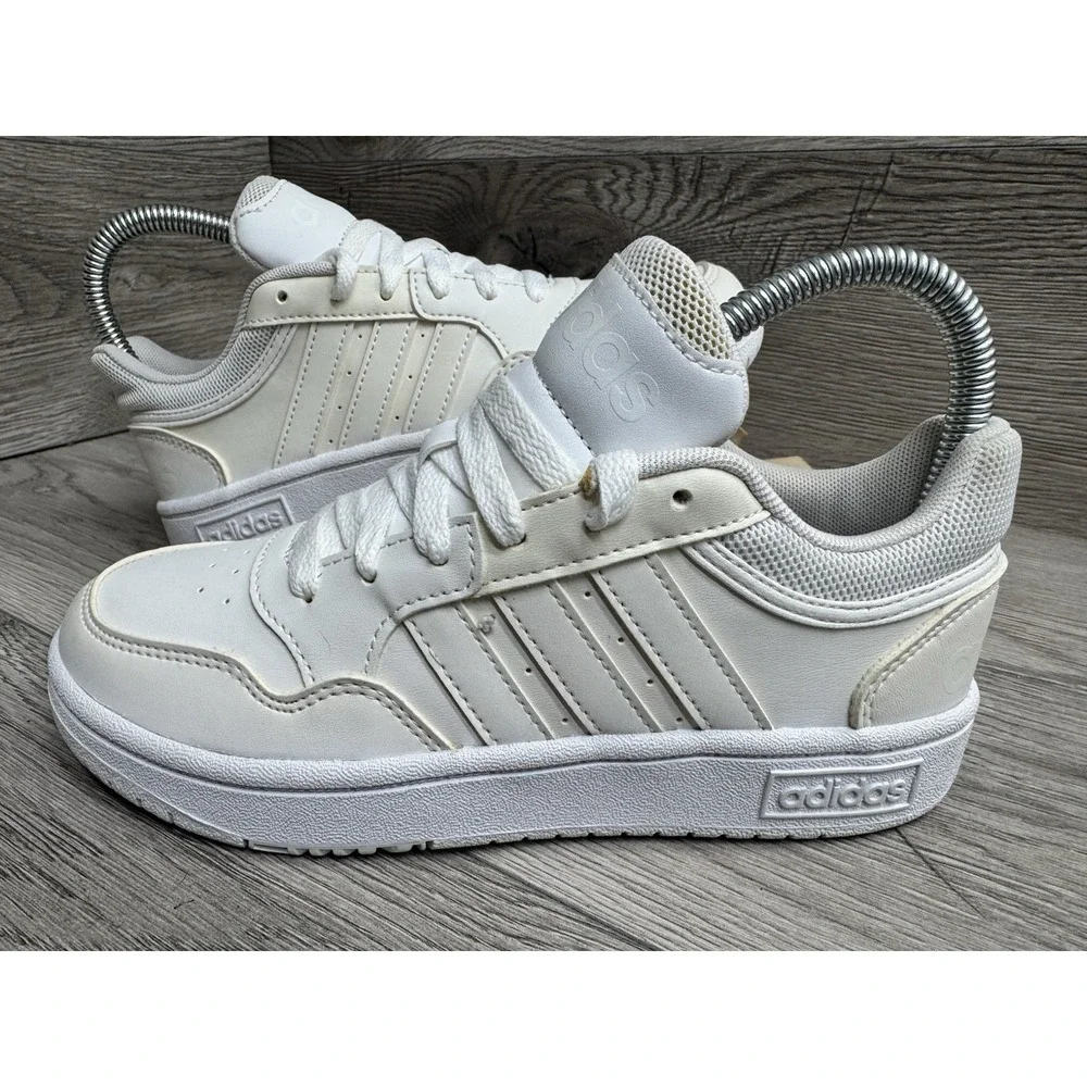 Adidas Hoops 2.0 Low Top Casual Sneakers Size 2 F35891 White/Cream